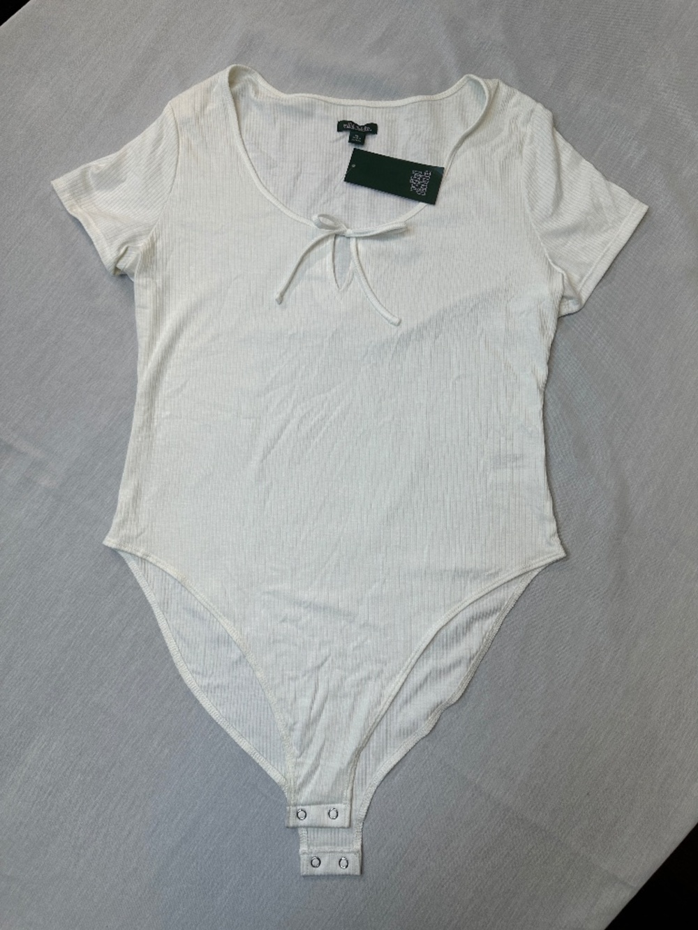 NWT Target Wild Fable White Keyhole Ribbed bodysuit XL